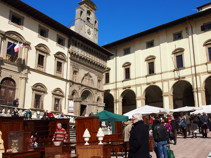 Arezzo Antique Market